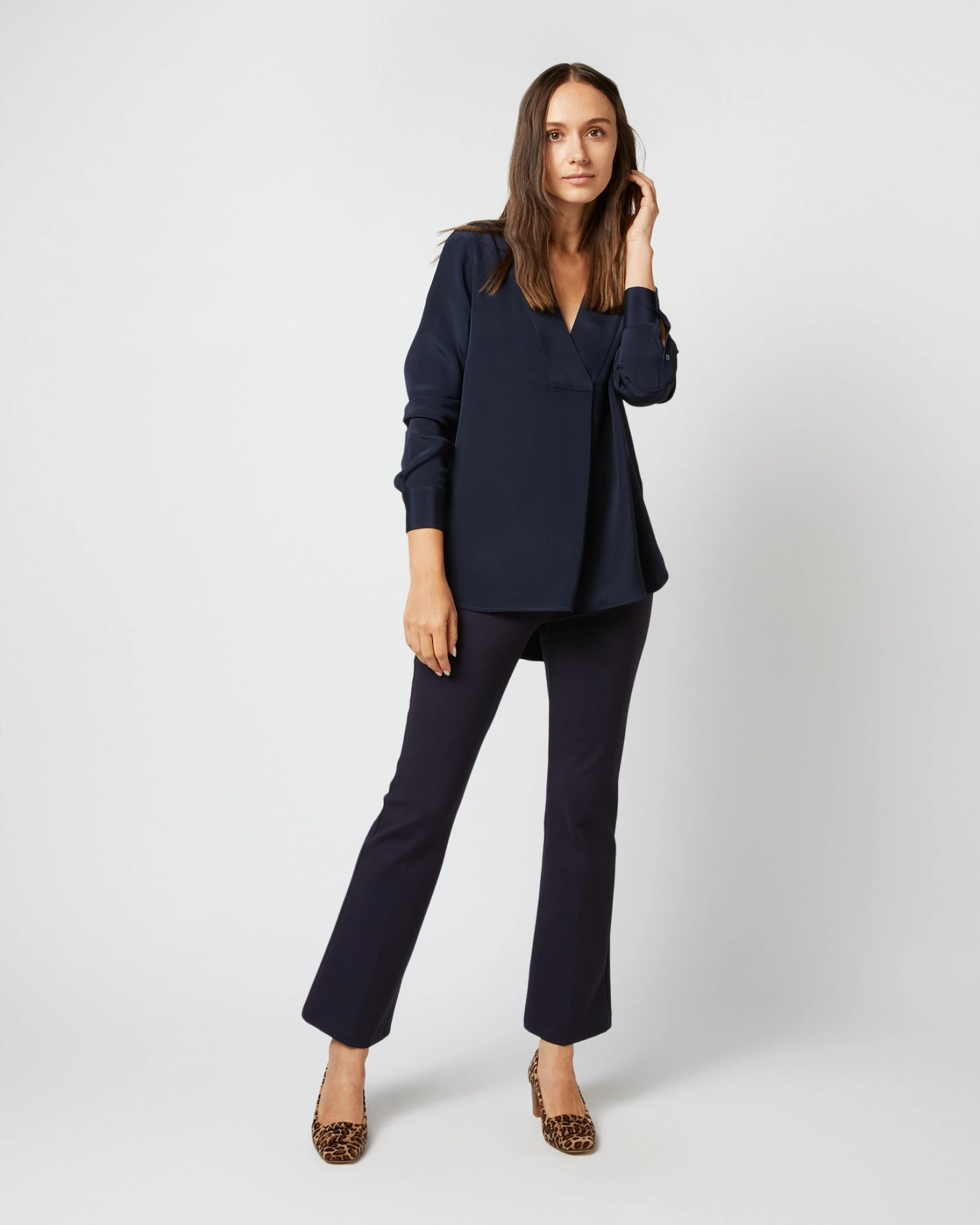 Nyala Blouse In Navy Silk Crepe De Chine 2 Nyala Blouse In Navy Silk Crepe De Chine - Image 2
