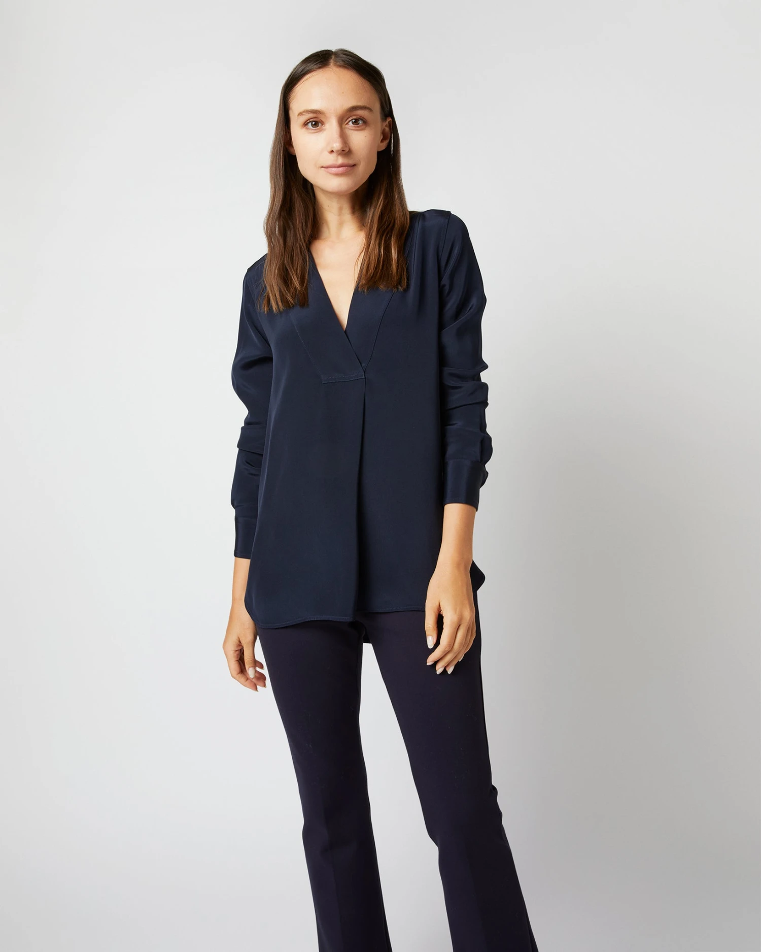 Nyala Blouse In Navy Silk Crepe De Chine 3 Nyala Blouse In Navy Silk Crepe De Chine - Image 3