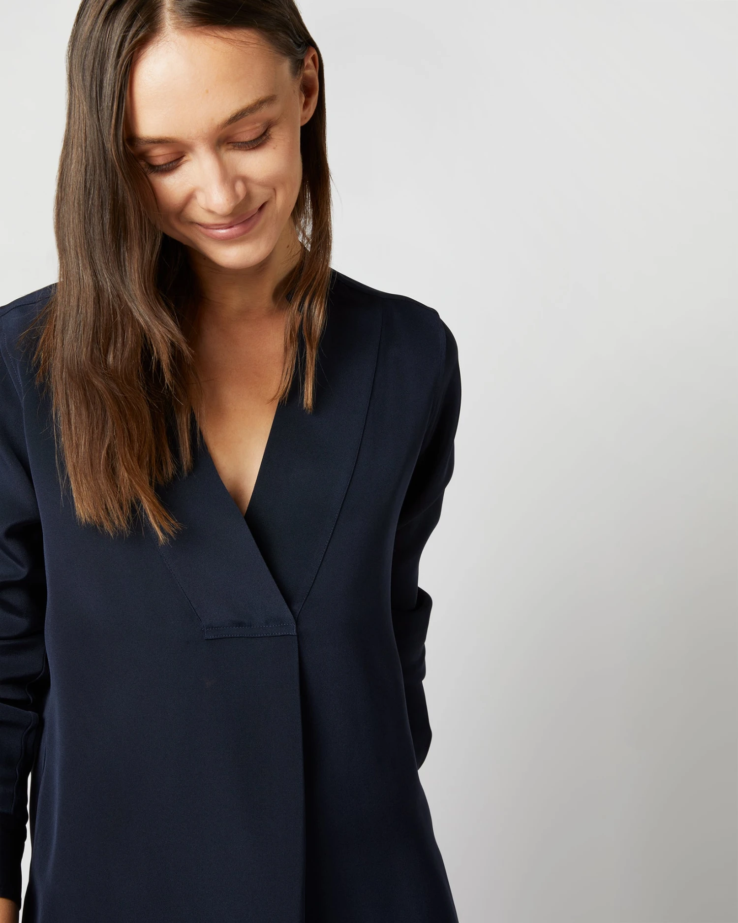 Nyala Blouse In Navy Silk Crepe De Chine 6 Nyala Blouse In Navy Silk Crepe De Chine - Image 6